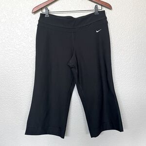 Nike Dri-Fit Capri Cropped Active Leggings M